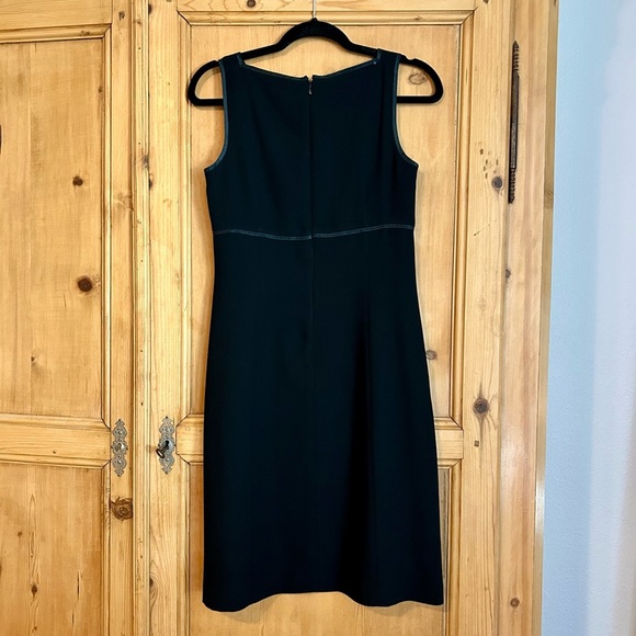 Ann Taylor Women’s Classic Black Dress with Bow Detail Size 4 - Picture 3 of 7